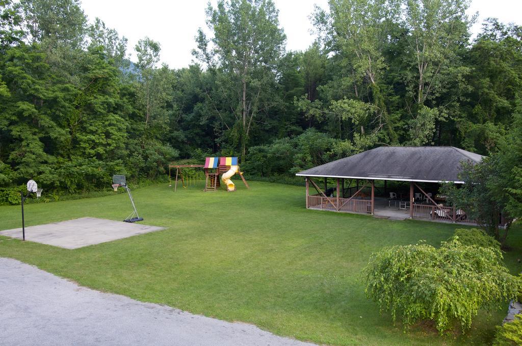 Lyn Aire Motel - Lake George Kültér fotó